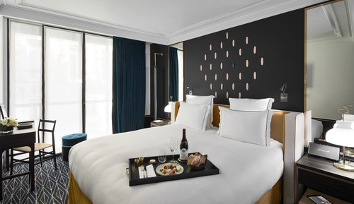 Room (Cosy)