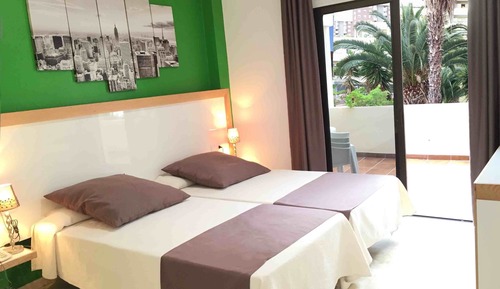 Apartamento, 1 habitación, vista a la calle