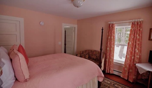 Inn Room 4