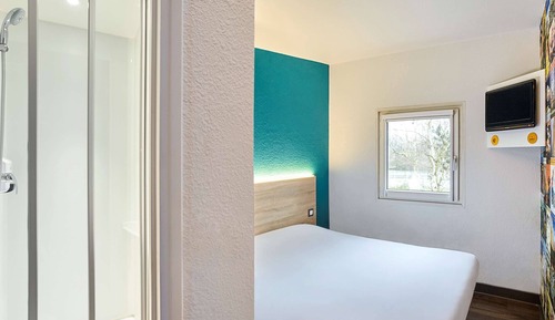 Room, 1 Double Bed, Private Bathroom (Cabrio)