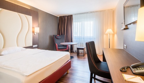 Business Suite Single mit Terrasse