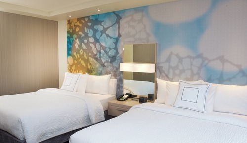 Room, 2 Queen Beds (Mobility/Hearing Access, Roll-In Shwr)