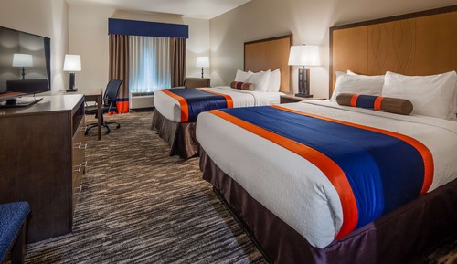 Standard Room, 2 Queen Beds, Accessible, Bathtub