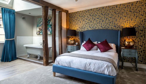 Signature Room, 1 King Bed, Bathtub