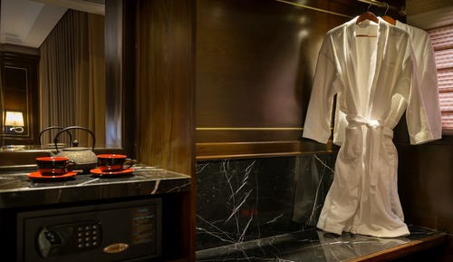 Elegance Suite, Balcony, Bay View