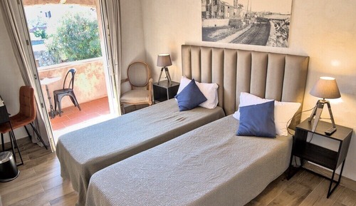 Standard Twin Room