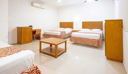 Comfort Triple Room