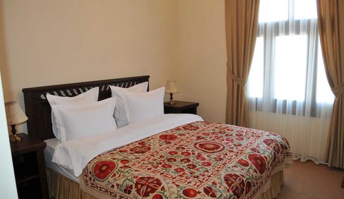 Standard Double Room, 1 Queen Bed