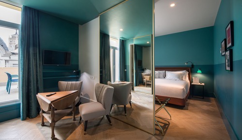 City Suite, Terrace