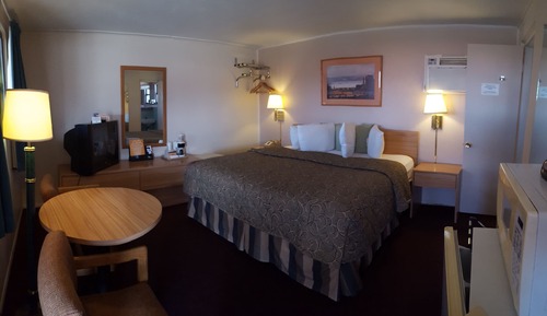Standard Room, 1 King Bed