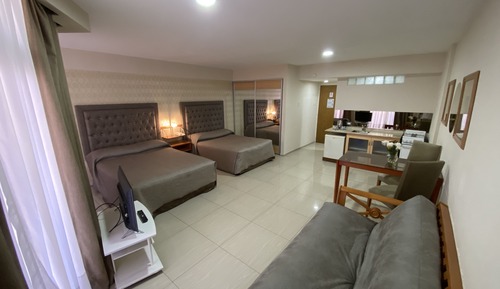 Executive Suite, 2 Twin Beds