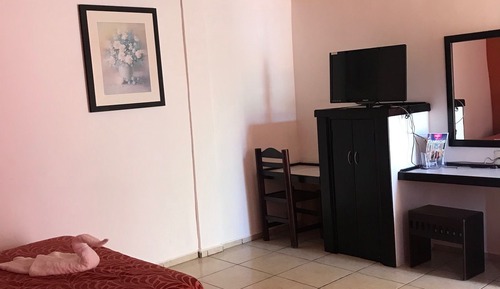 Basic Double Room, 2 Double Beds