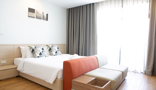 Two Bedroom Residence with 2 Double Beds