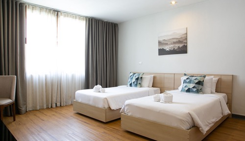 Two Bedroom Residence with Double & Twin