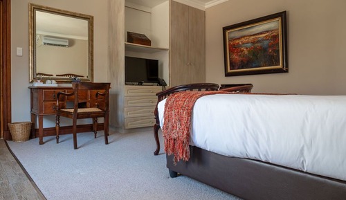 Standard Double or Twin Room (Manor)