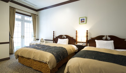 Second Floor, Standard Twin Room, Non Smoking (Adults [13 years and older] Only)