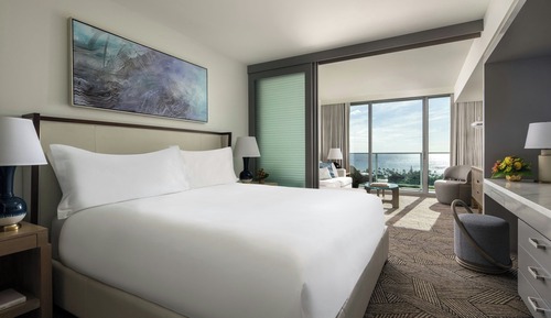 Deluxe Room, 1 King Bed with Sofa bed, Non Smoking, Ocean View