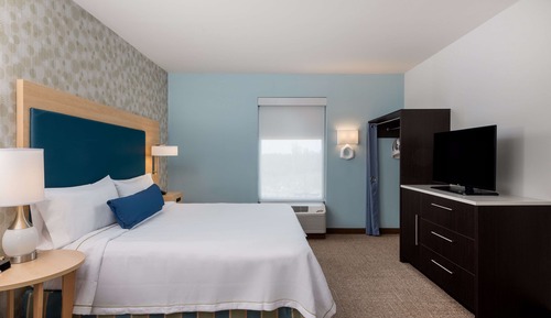 Suite, 1 King Bed, Non Smoking