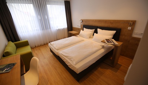 Classic Double Room