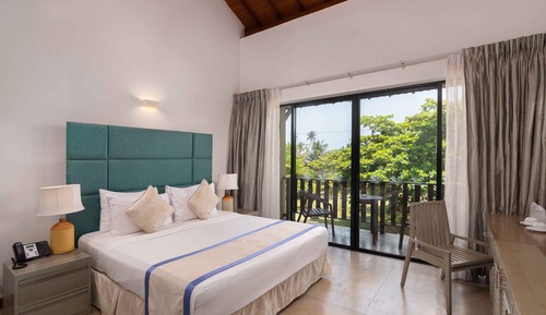 Deluxe Double Room, Garden View