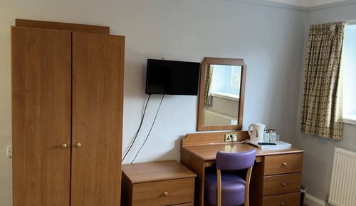 Standard Twin Room