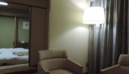 Japanese-Western Room, Smoking