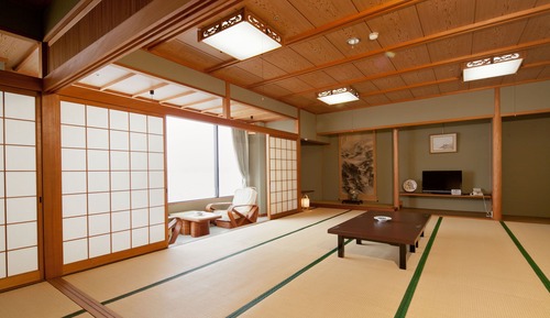 Deluxe Japanese Style Room, Ocean View, Smoking, with Kaiseki Seafood Dinner & Breakfast