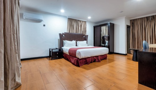 Premium Room