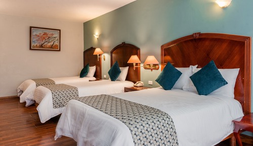 Traditional Triple Room, Private Bathroom
