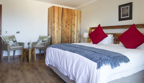 Double or Twin Room with Sea View