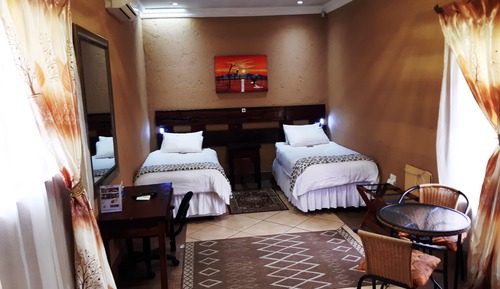 Deluxe Twin Room