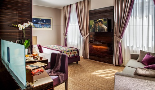 Executive Room