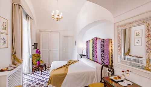 Superior Suite, Sea View (Iris)