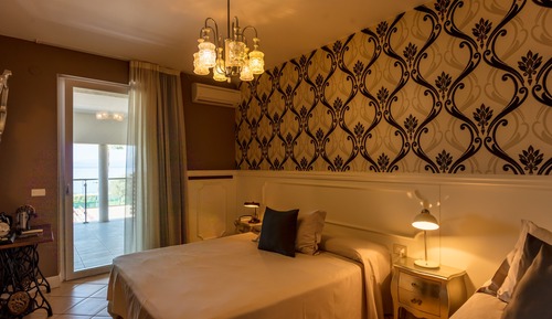 Panoramic Double Room, Terrace, Lake View
