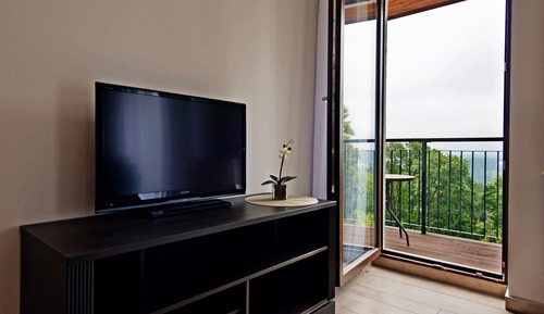 Apartment, Mountain View (UG 123)
