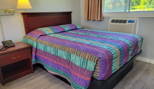 Deluxe Room, 1 Queen Bed with Sofa bed, Non Smoking, Kitchenette
