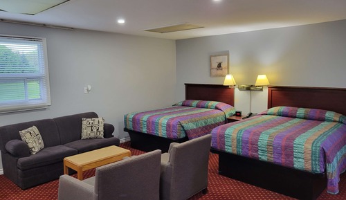 Suite, Multiple Beds, Non Smoking, Kitchen