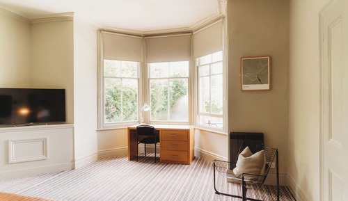 Studio Room