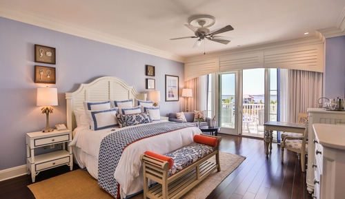 Deluxe Room, 1 King Bed, Balcony (Harbor)