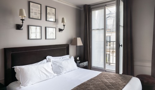 Deluxe Suite, Balcony