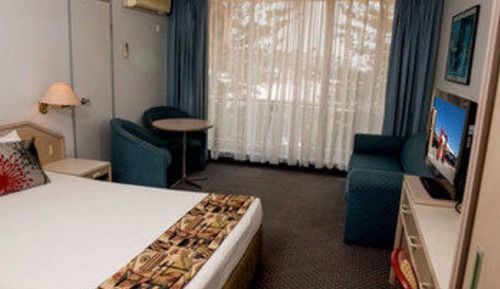 Standard Queen Room