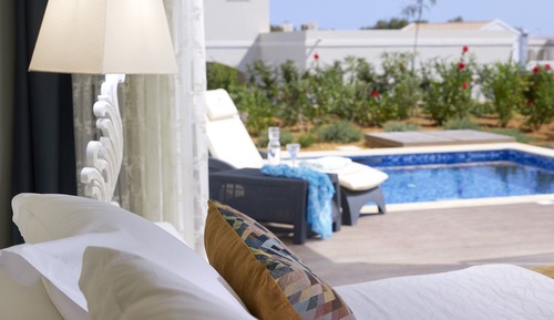 Deluxe Room, Private Pool, Garden View (Family)