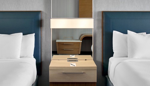 Room, 2 Queen Beds (Hearing Accessible)