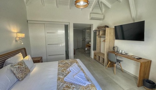 Grand Villa, 3 Bedrooms, Bathtub
