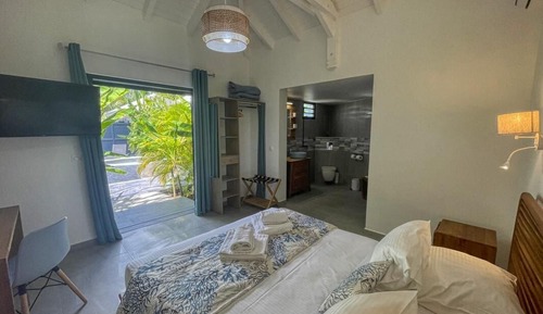 Deluxe Villa, 3 Bedrooms, Hot Tub, Pool View