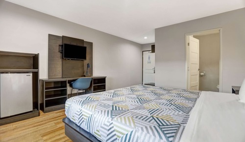 Standard Room, 1 King Bed, Non Smoking