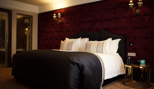 Royal Suite