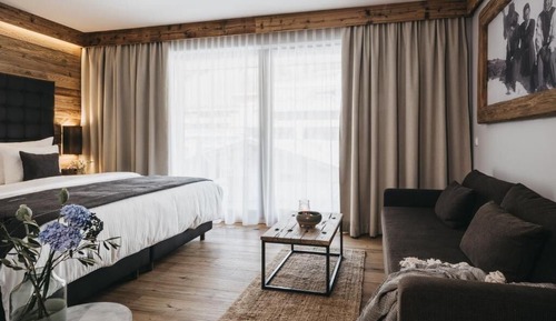 Deluxe Room I