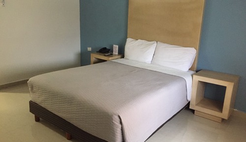 Business Double Room, 1 Queen Bed