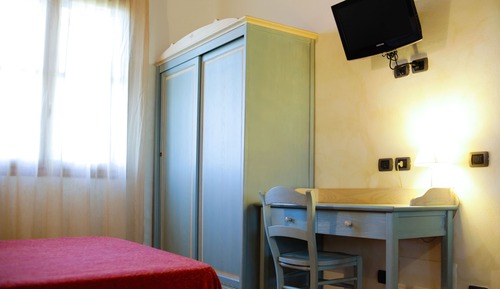 Standard Studio, Kitchenette